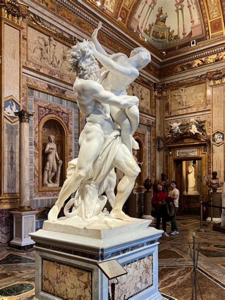 Who makes Giani Bernini?